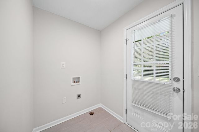4316 Mckinley Drive, Charlotte, NC 28208