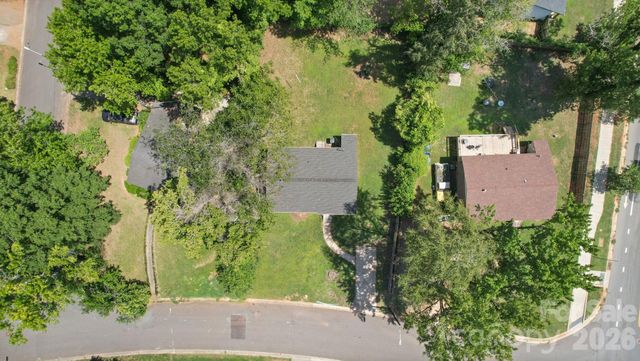 4316 Mckinley Drive, Charlotte, NC 28208