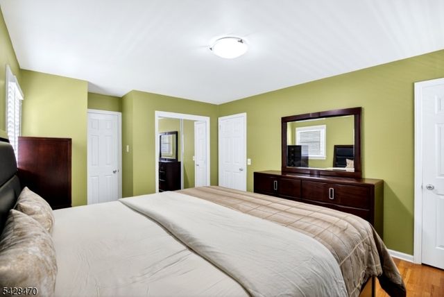 579 Grove St, Rahway City, NJ 07065