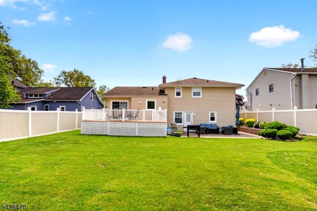 579 Grove St, Rahway City, NJ 07065
