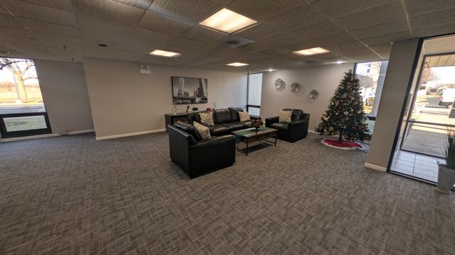 9128 W Terrace Drive 2D, Niles, IL 60714