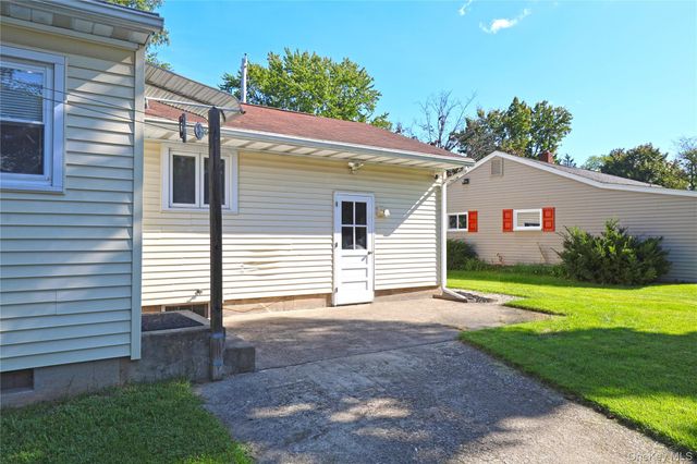 13 Edith Avenue, Saugerties, NY 12477
