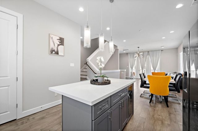 2116 Bello Amanecer Lane, Houston, TX 77055