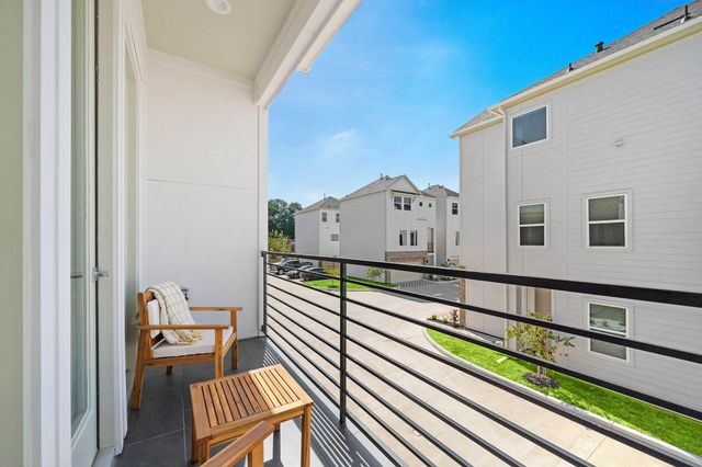 2116 Bello Amanecer Lane, Houston, TX 77055