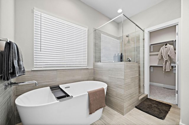 2116 Bello Amanecer Lane, Houston, TX 77055