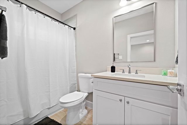 2116 Bello Amanecer Lane, Houston, TX 77055