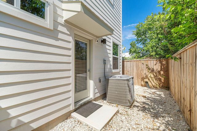 2116 Bello Amanecer Lane, Houston, TX 77055