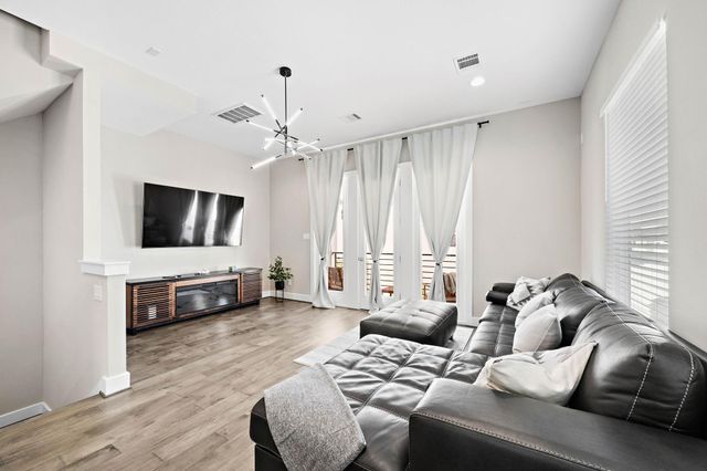 2116 Bello Amanecer Lane, Houston, TX 77055