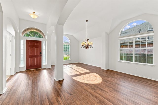 7801 Stansfield Drive, Fort Worth, TX 76137