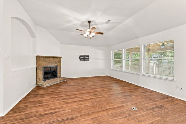 7801 Stansfield Drive, Fort Worth, TX 76137