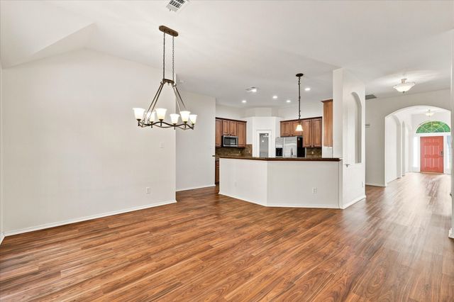 7801 Stansfield Drive, Fort Worth, TX 76137