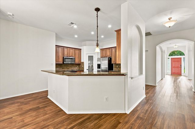 7801 Stansfield Drive, Fort Worth, TX 76137