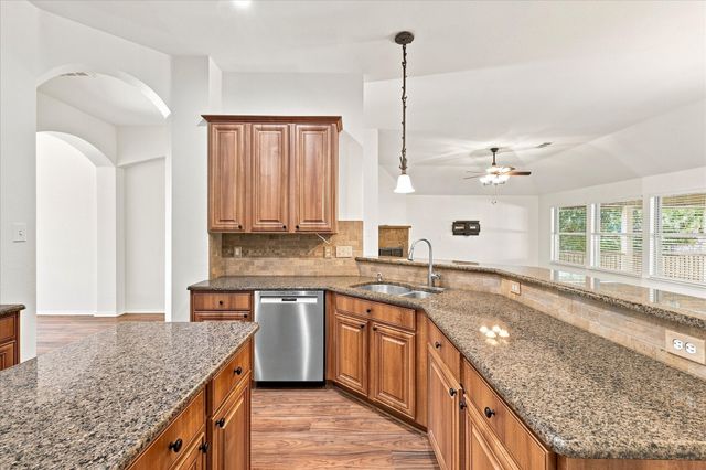 7801 Stansfield Drive, Fort Worth, TX 76137