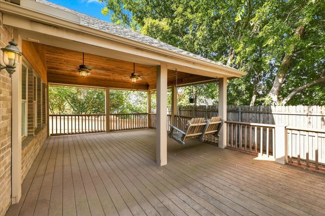 7801 Stansfield Drive, Fort Worth, TX 76137