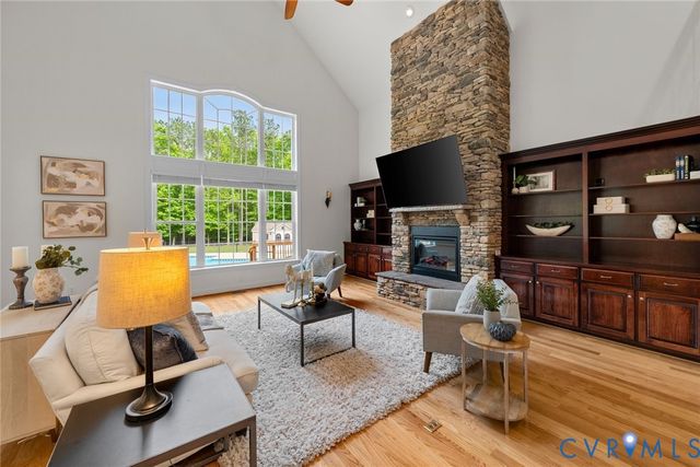 13140 Greenwood Creek Dr, Ashland, VA 23005