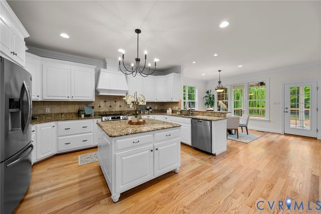 13140 Greenwood Creek Dr, Ashland, VA 23005