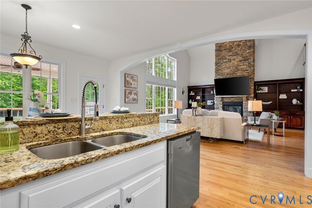 13140 Greenwood Creek Dr, Ashland, VA 23005