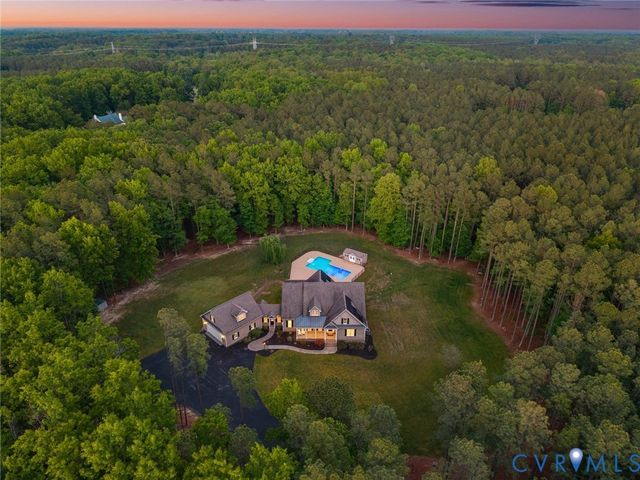 13140 Greenwood Creek Dr, Ashland, VA 23005