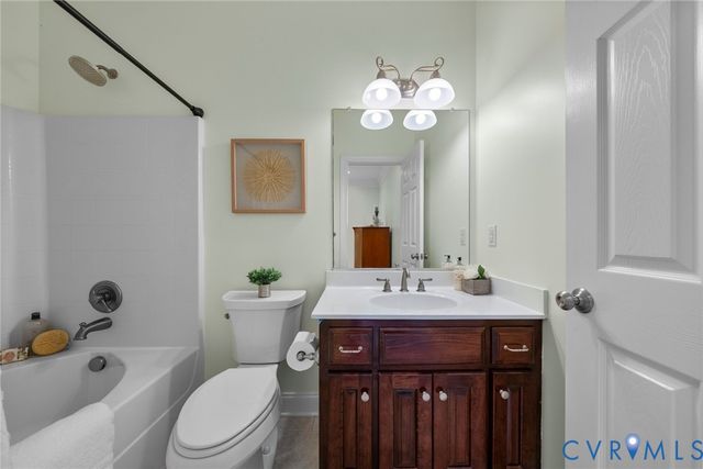 13140 Greenwood Creek Dr, Ashland, VA 23005