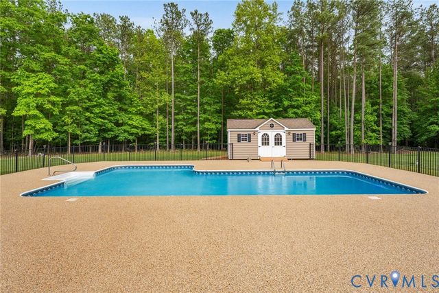13140 Greenwood Creek Dr, Ashland, VA 23005