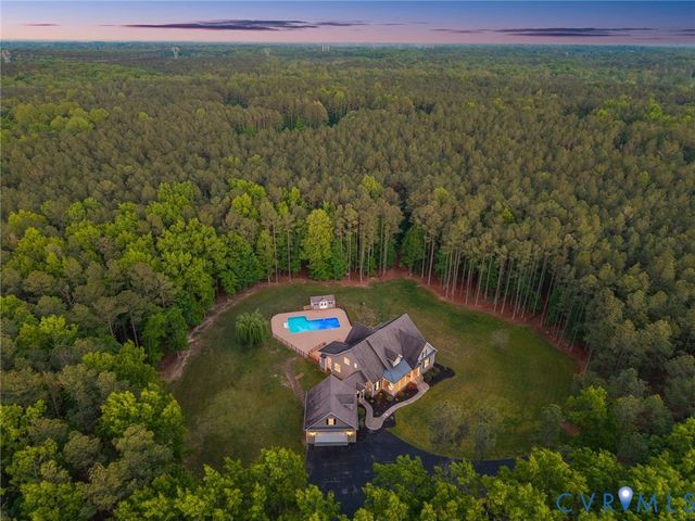 13140 Greenwood Creek Dr, Ashland, VA 23005