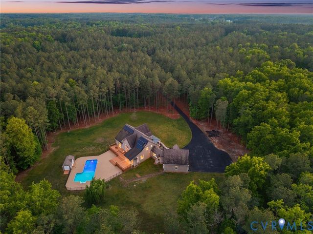 13140 Greenwood Creek Dr, Ashland, VA 23005