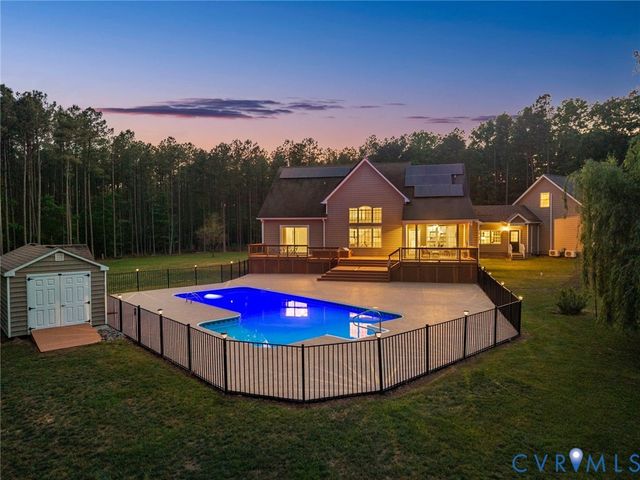 13140 Greenwood Creek Dr, Ashland, VA 23005