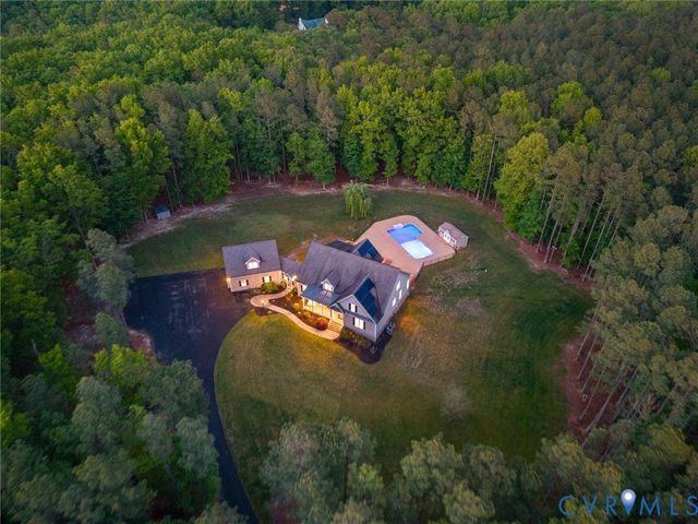 13140 Greenwood Creek Dr, Ashland, VA 23005