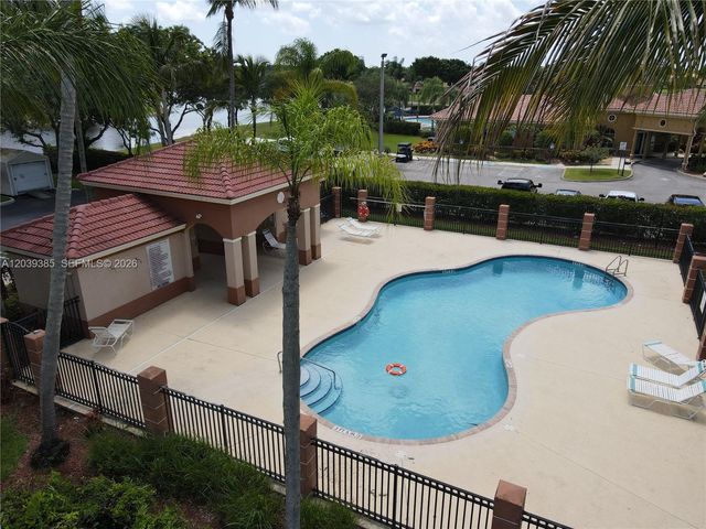 3486 Briar Bay Boulevard 101, West Palm Beach, FL 33411