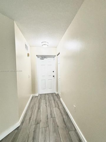 3486 Briar Bay Boulevard 101, West Palm Beach, FL 33411