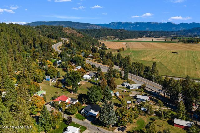 7492 Mohawk ST, Bonners Ferry, ID 83805