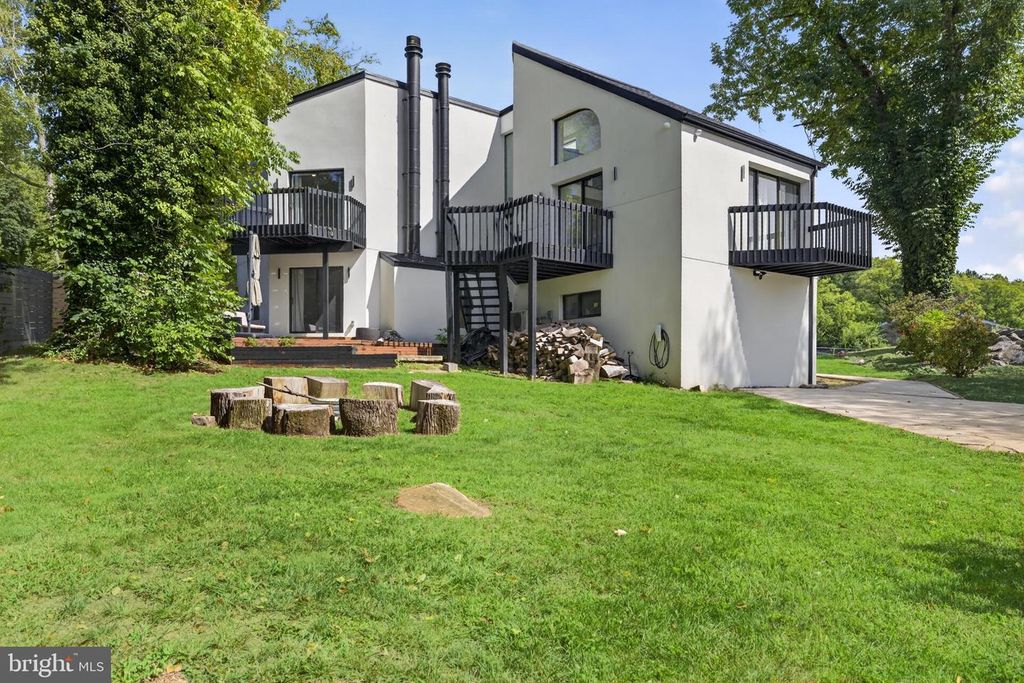 1001 W ALLENS LN, PHILADELPHIA, PA 19119 — photo 3