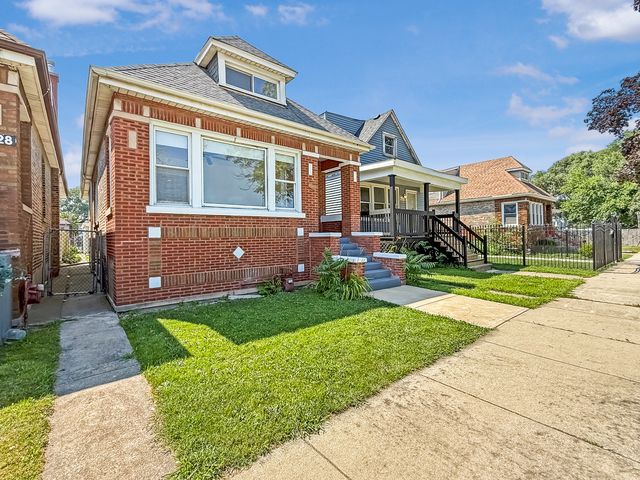 7426 S OAKLEY Avenue, Chicago, IL 60636