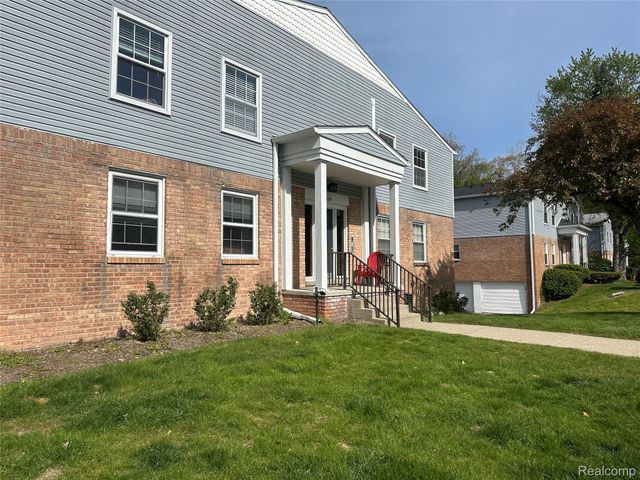 509 E University Drive, Rochester, MI 48307