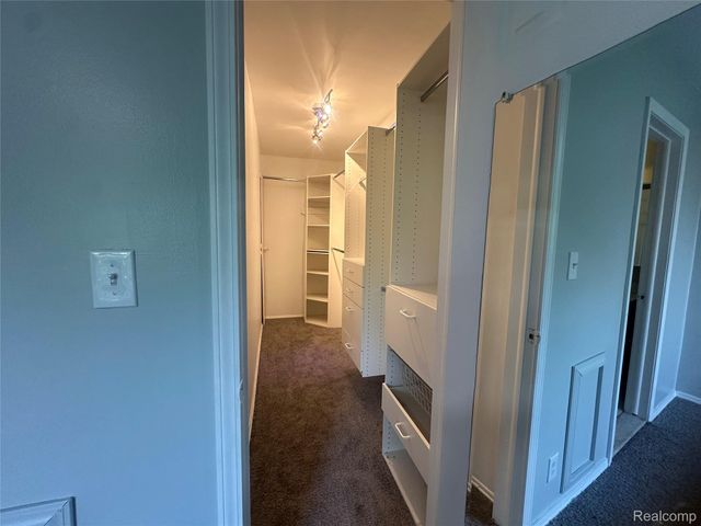 509 E University Drive, Rochester, MI 48307