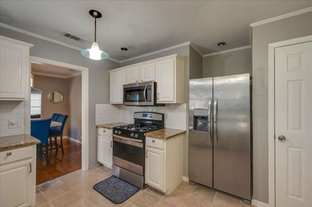 2514 Jefferson Boulevard, Dallas, TX 75211