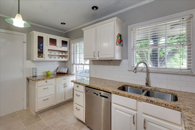 2514 Jefferson Boulevard, Dallas, TX 75211
