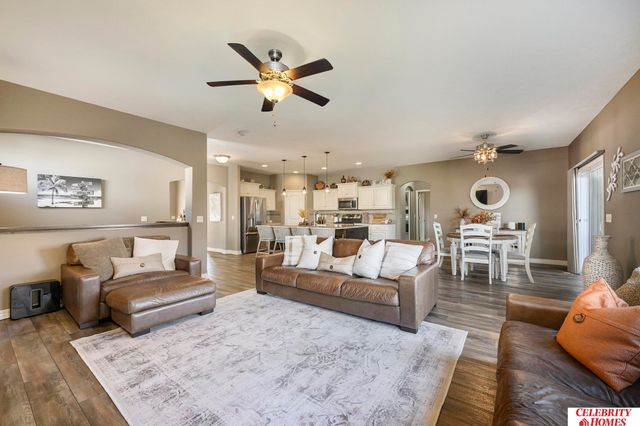 4214 N 207 Street, Elkhorn, NE 68022