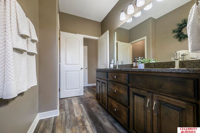 4214 N 207 Street, Elkhorn, NE 68022