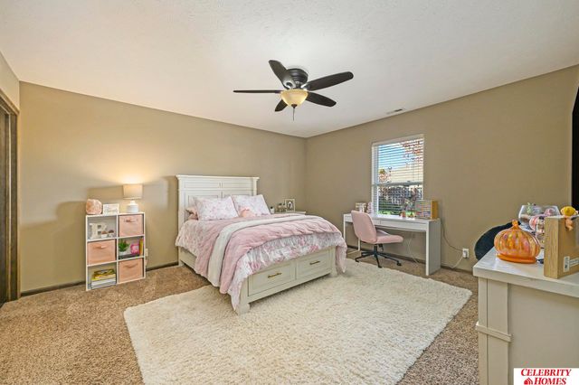 4214 N 207 Street, Elkhorn, NE 68022