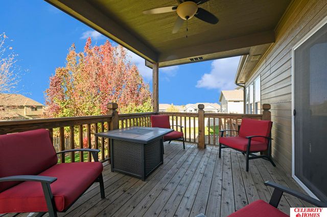 4214 N 207 Street, Elkhorn, NE 68022