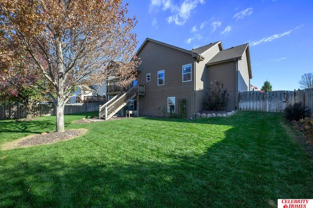 4214 N 207 Street, Elkhorn, NE 68022
