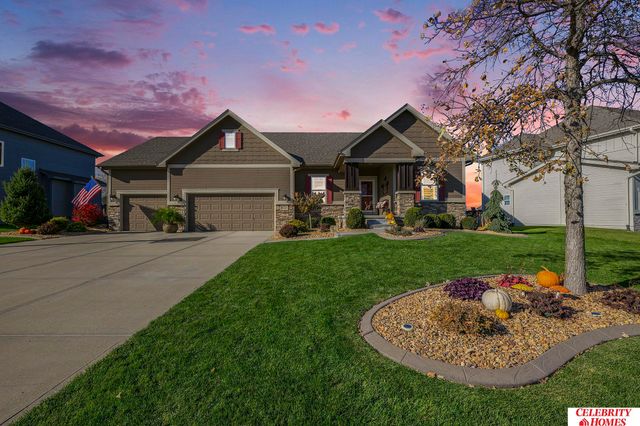 4214 N 207 Street, Elkhorn, NE 68022