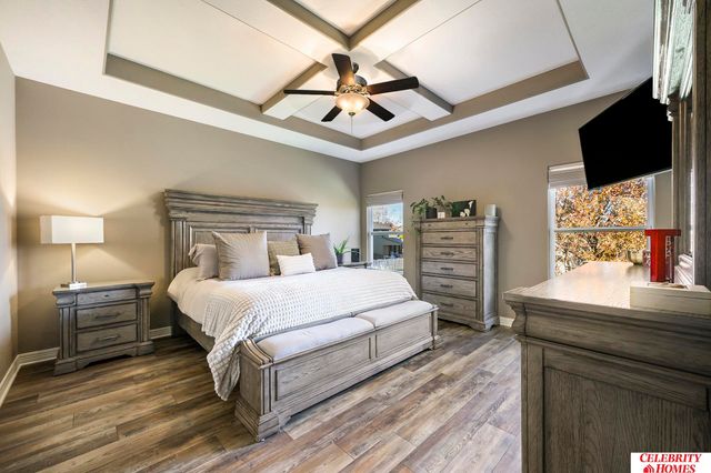 4214 N 207 Street, Elkhorn, NE 68022