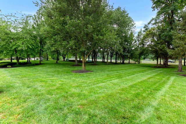 5838 Edge Of Village, 22, Westerville, OH 43081