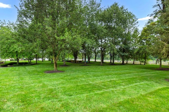5838 Edge Of Village, 22, Westerville, OH 43081