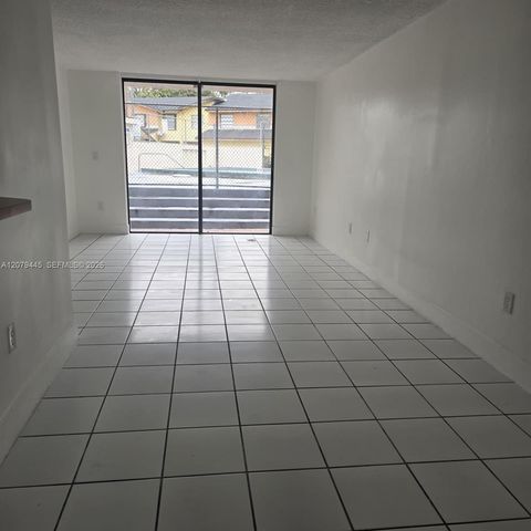 9678 Fontainebleau Boulevard 111, Miami, FL 33172