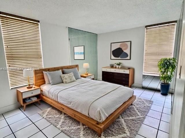 9678 Fontainebleau Boulevard 111, Miami, FL 33172