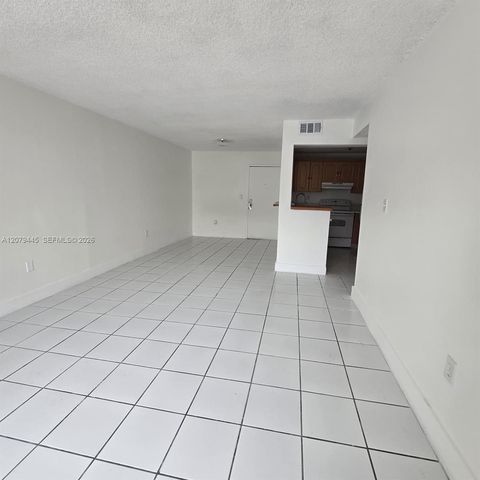 9678 Fontainebleau Boulevard 111, Miami, FL 33172