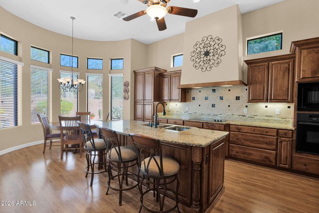 8252 E TETON Circle, Mesa, AZ 85207